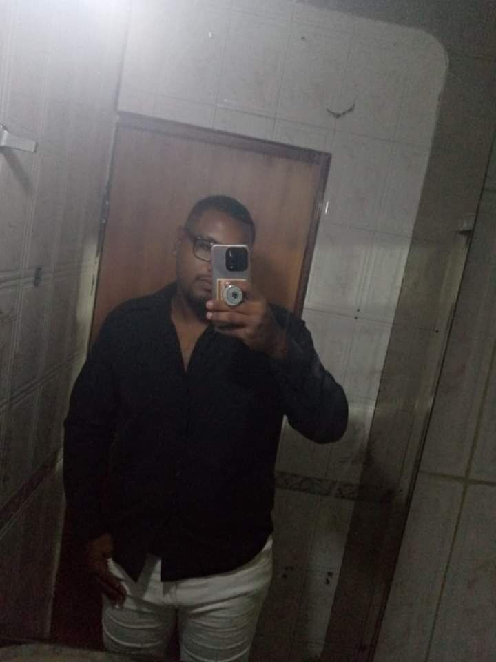  ,   Anthony, 24 ,   ,   
