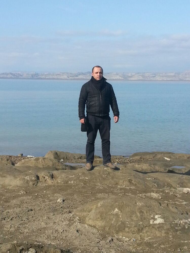  ,   Elnur, 40 ,   ,   , c 