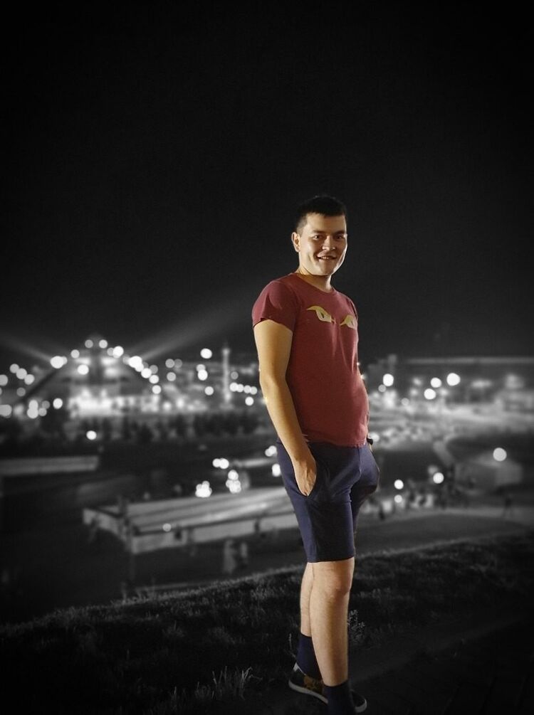  31045704  Shamil, 30 ,    