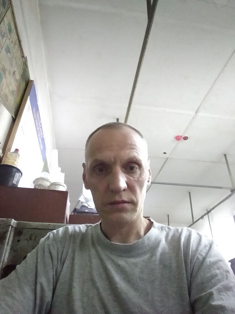  23300444  , 51 ,    