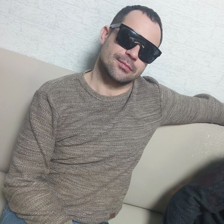  50054844  , 40 ,    
