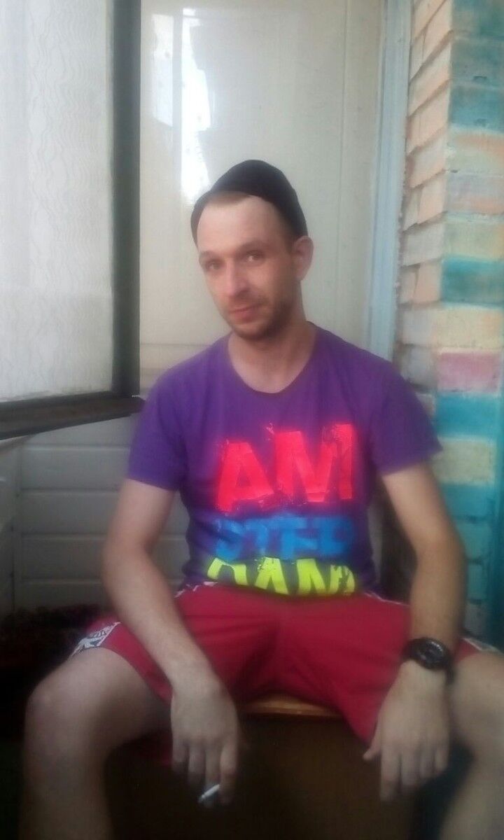  ,   Venom, 42 ,   ,   , c 