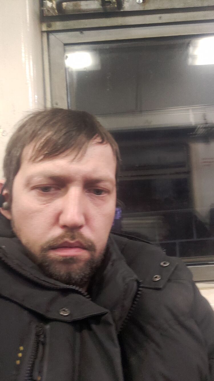  50474794  Mikhail, 33 ,     