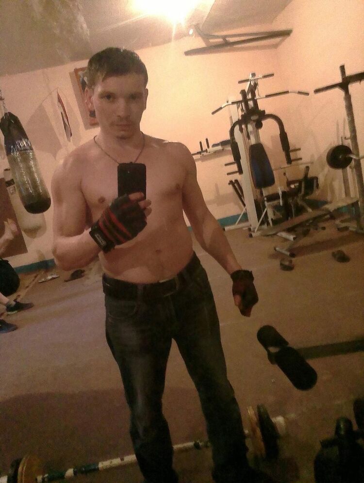  ,   Alex, 39 ,   ,   , c 