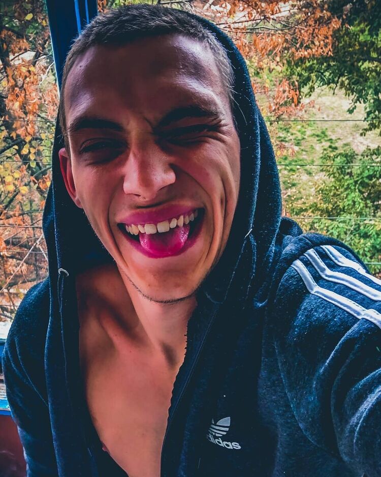  20314284  Vitaly, 29 ,     
