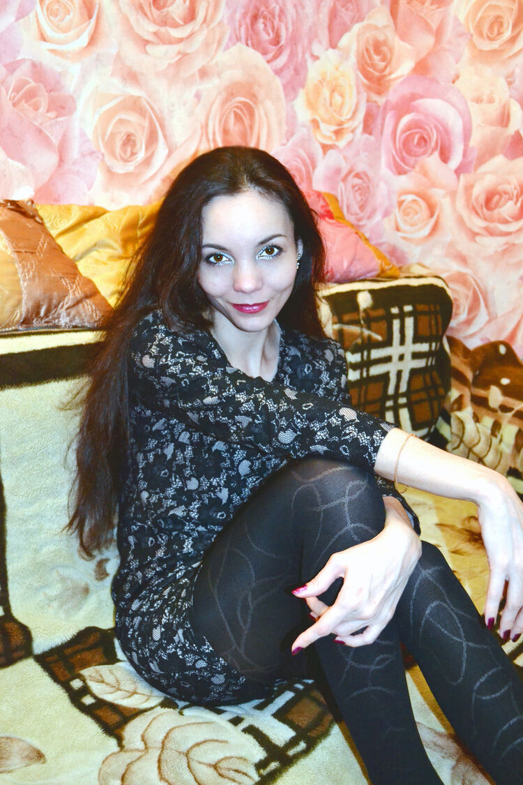  9697454  Irena, 41 ,    