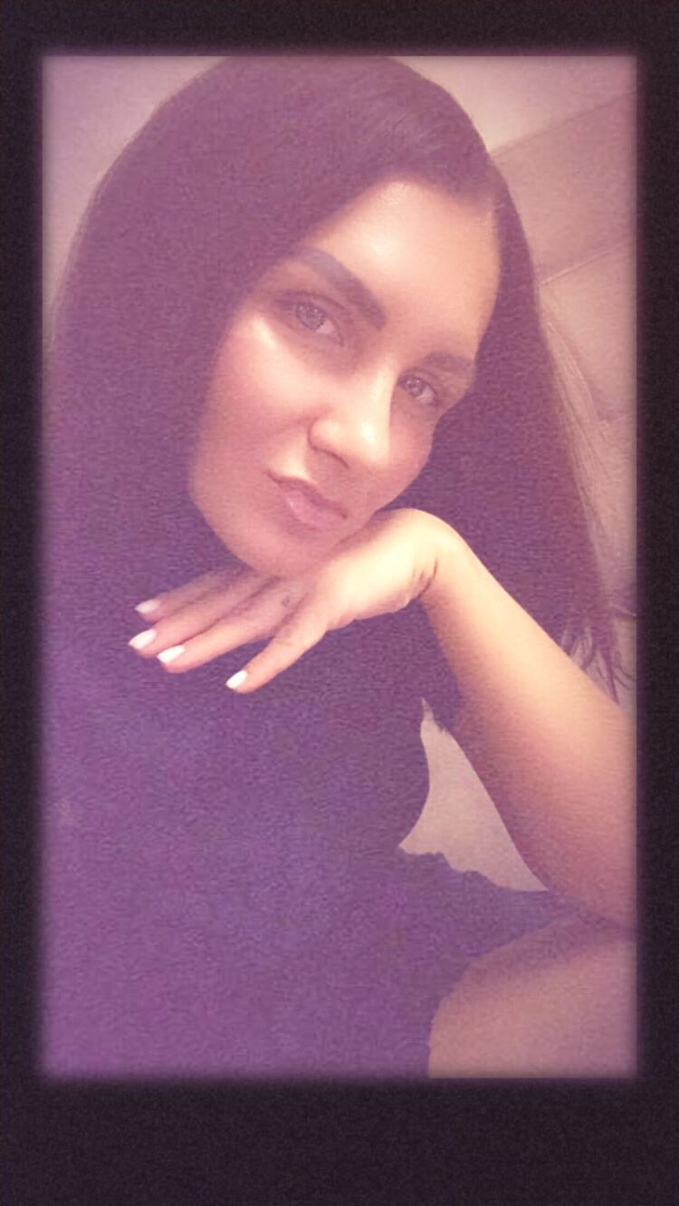  38054554  Lesia, 39 ,    