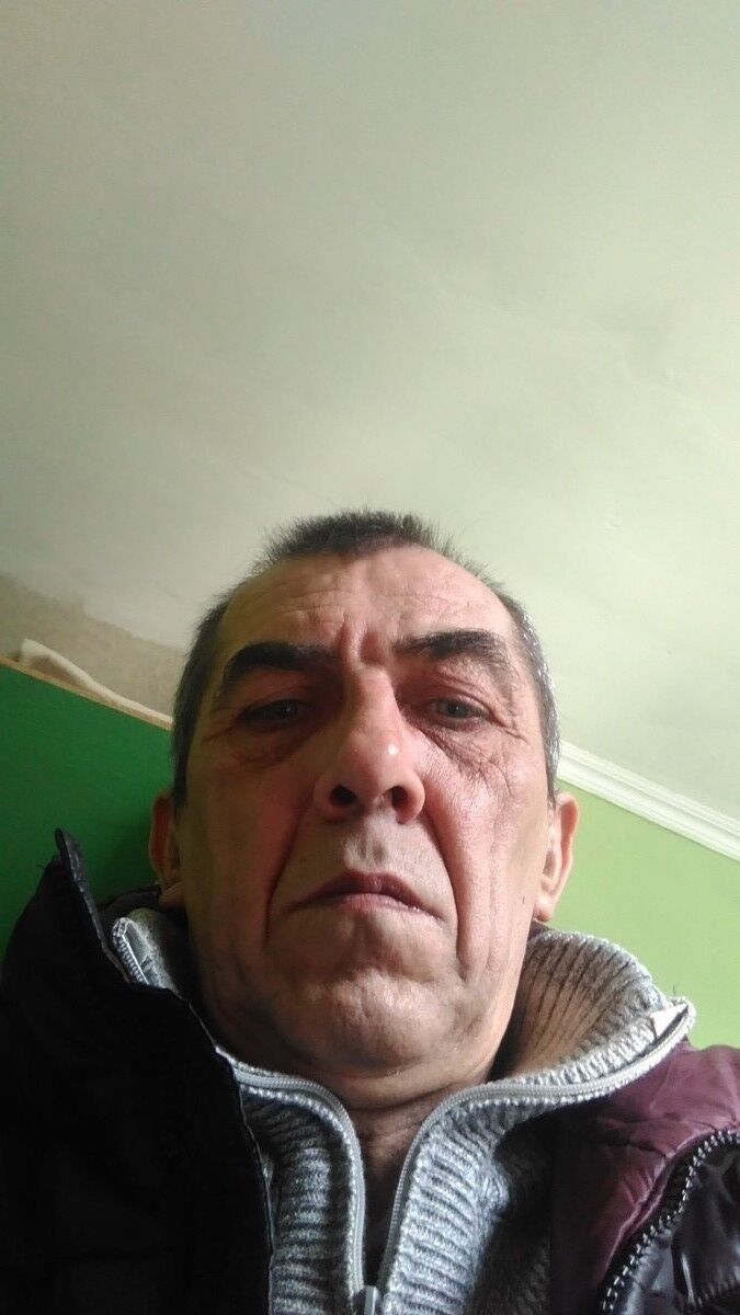  15407284  Vadim, 59 ,    