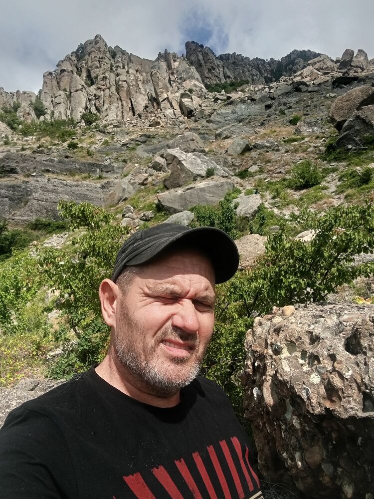  52905244  Ryzhkov, 51 ,    