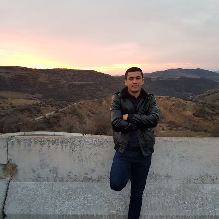  ,   Timur, 33 ,   ,   , c , 