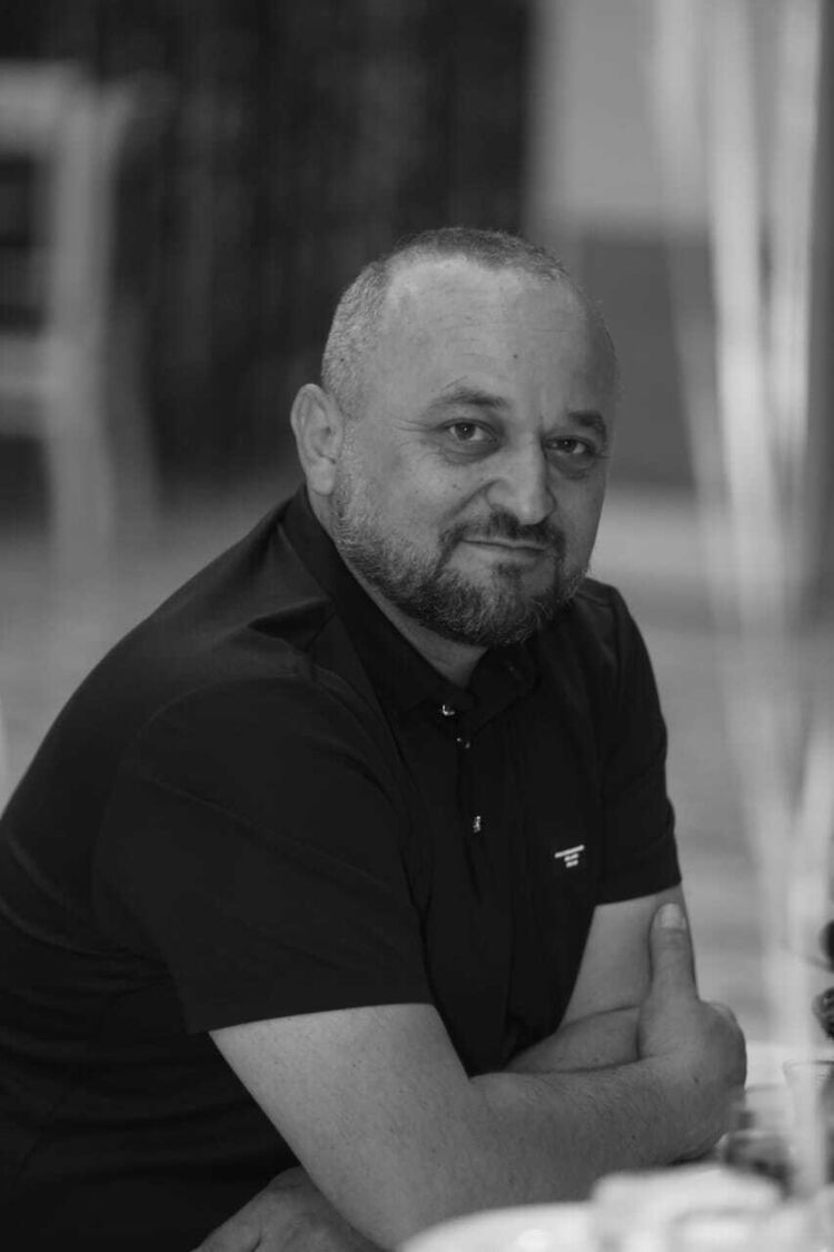  Roosendaal,   Ali, 44 ,   ,   