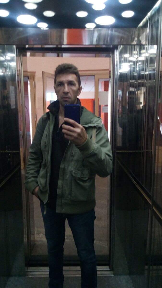  10471414  Nukler, 52 ,    
