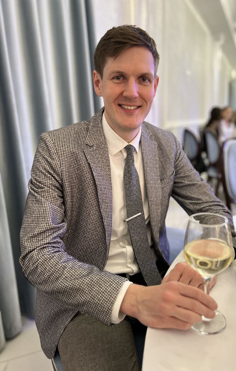 ���� 42181544 ������� ������, 37 ���, ���� ���������� � ������