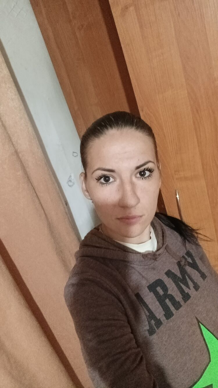  54043574  , 27 ,    