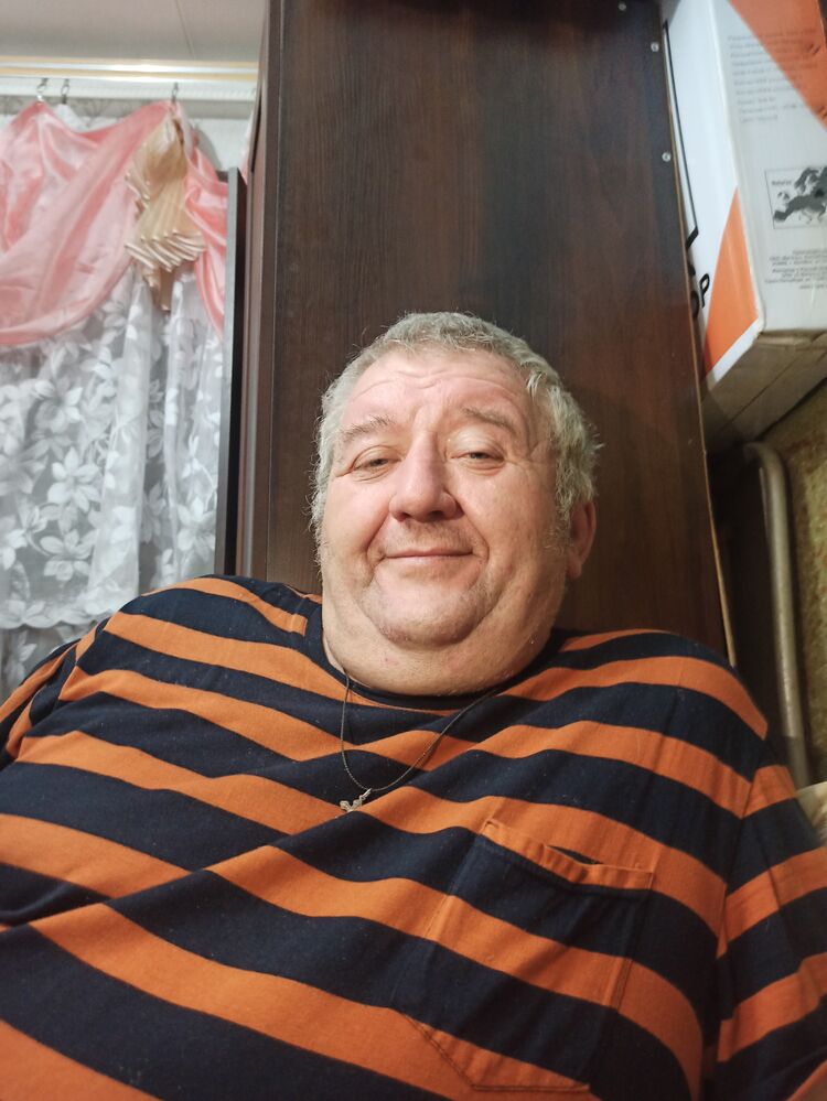  40372774  , 19 ,    