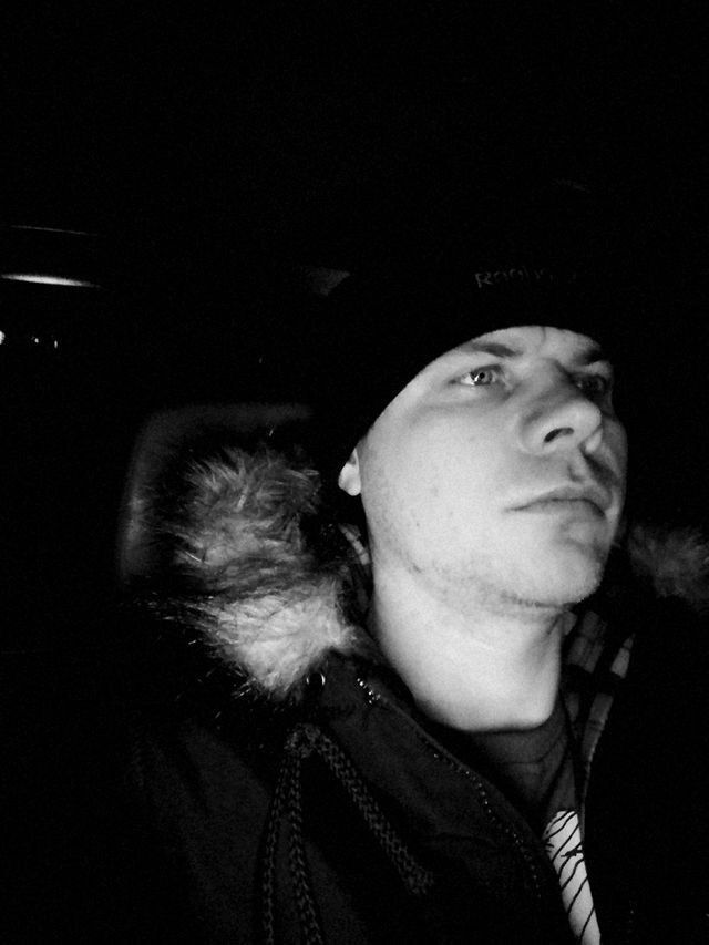 ���� 15893704 ������� ����, 35 ���, ���� ���������� � ��������������