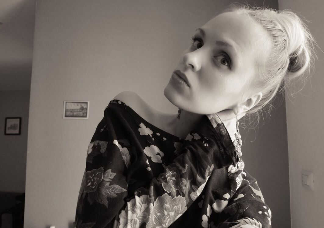  15540274  Helga, 36 ,    