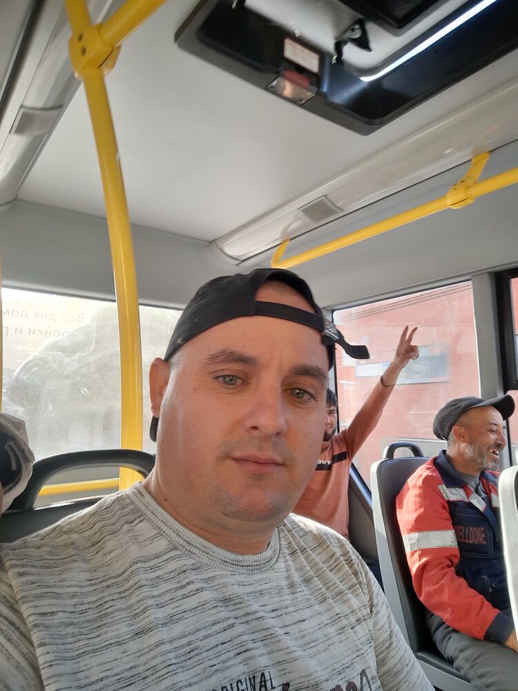  ,   Yeinier, 39 ,   ,   