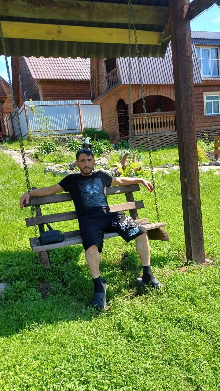  44622964  Andranik, 34 ,    