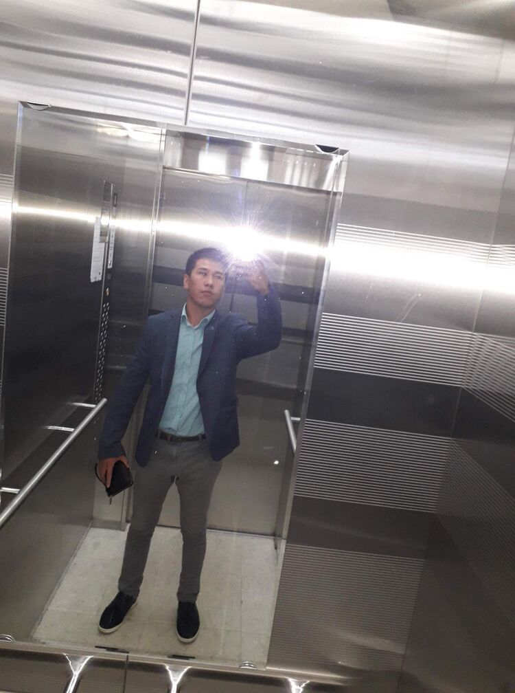  52036724  Melis, 32 ,    