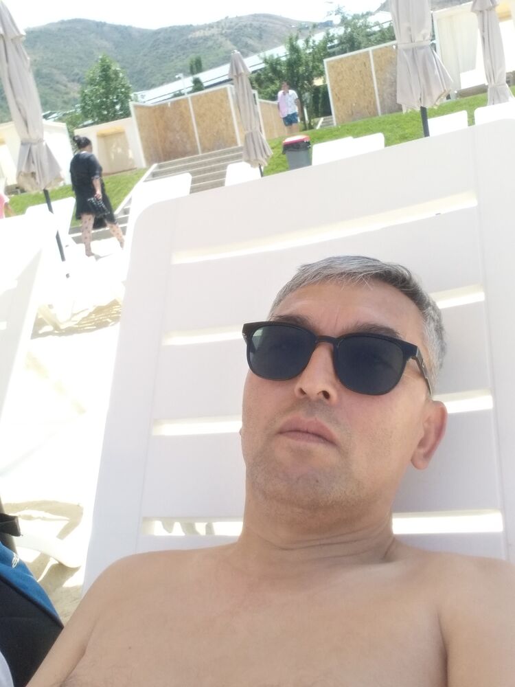  37774584  , 49 ,    