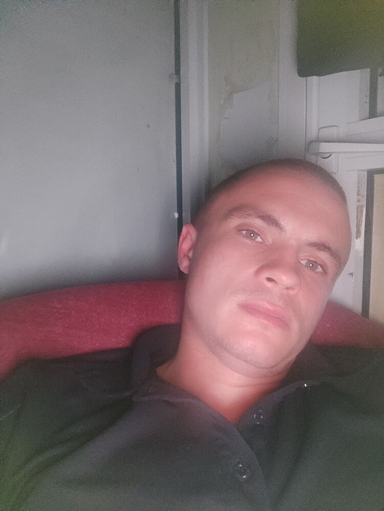  37427454  , 27 ,    