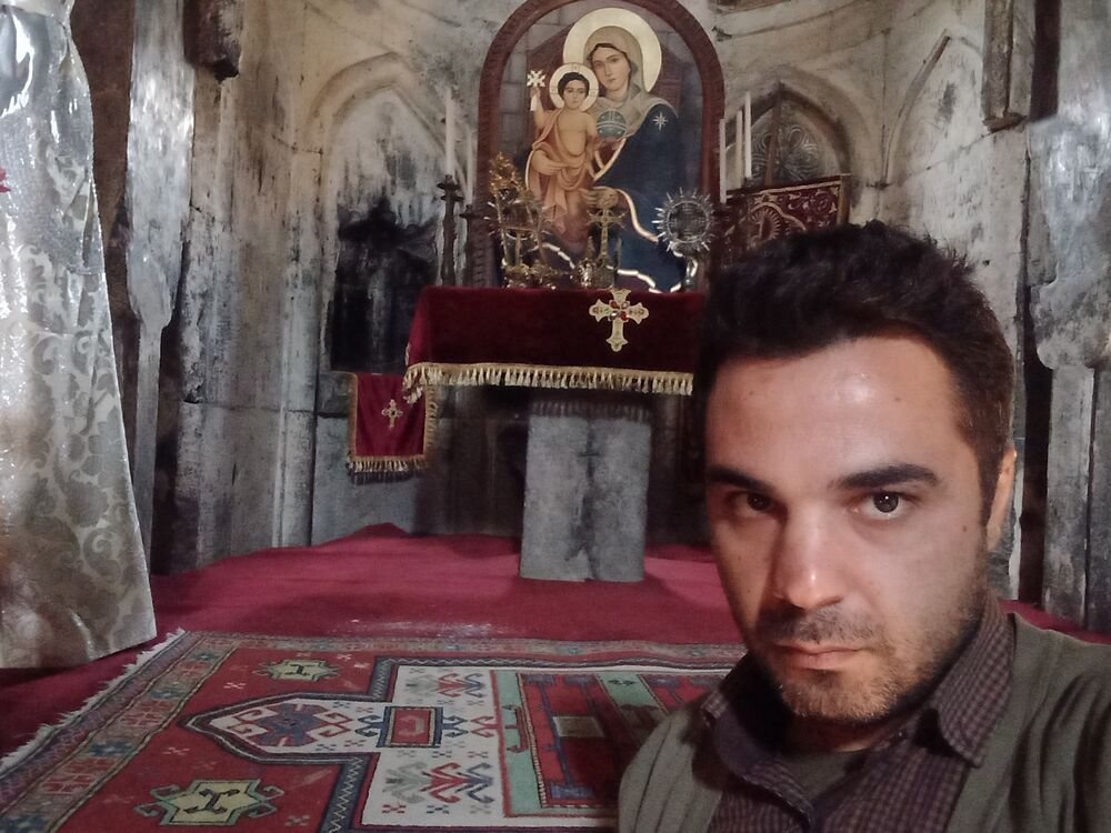  ,   Artur, 36 ,   ,   