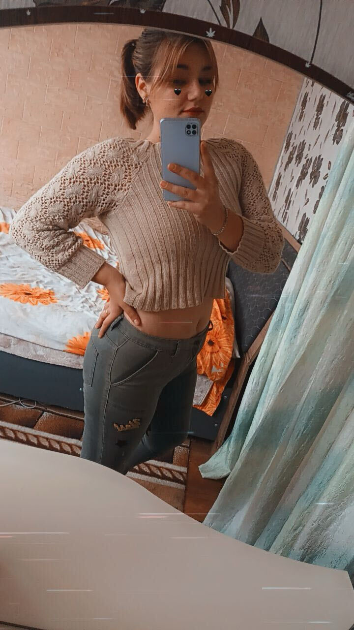  51355304  Alla, 22 ,    