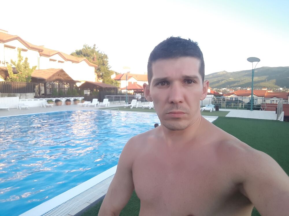  -,   Maxim, 35 ,   ,   