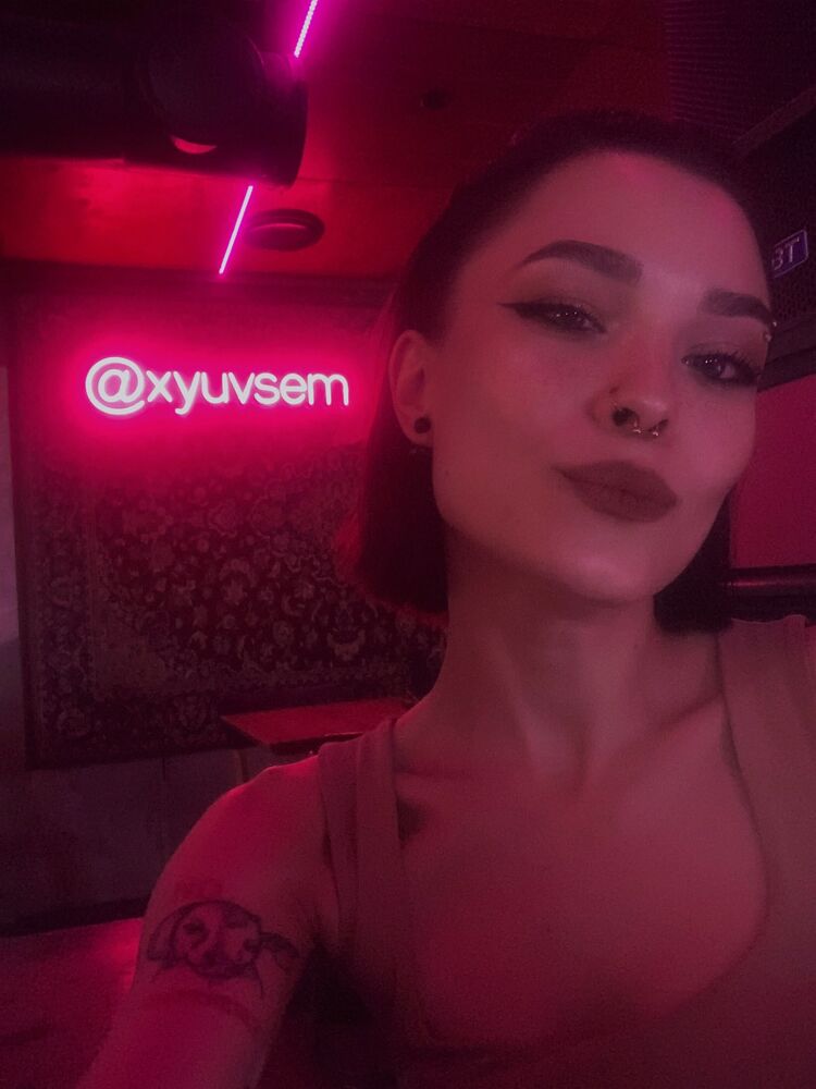  ,   Kseny, 25 ,     , c 