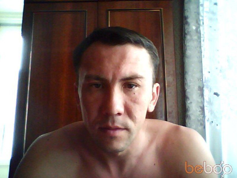  ,   Rinats, 48 ,  