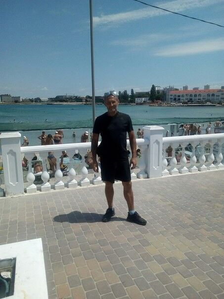 ���� 10543844 ������� ��������, 53 ����, ���� ���������� � �����������