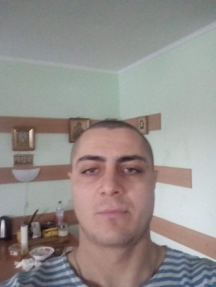  15840194  , 36 ,    