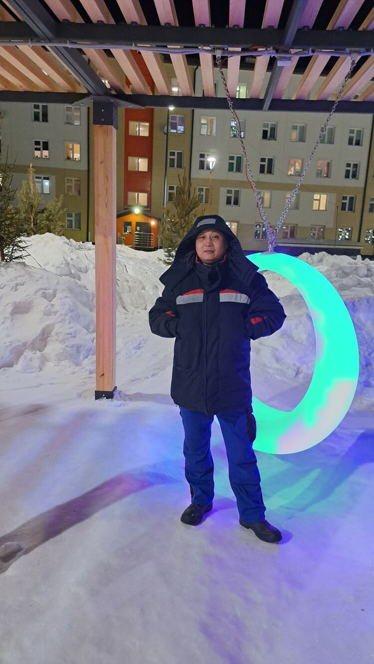  ,   Boris, 39 ,   ,   