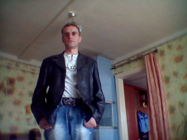  ,   Oleg, 42 ,   