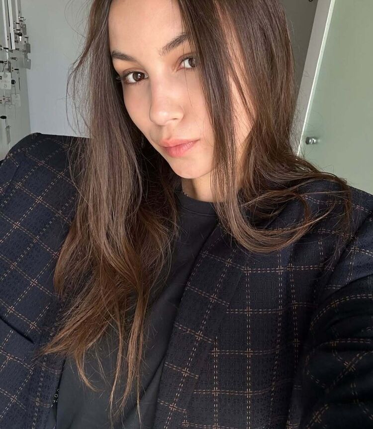  --,   , 22 ,   ,   , c 