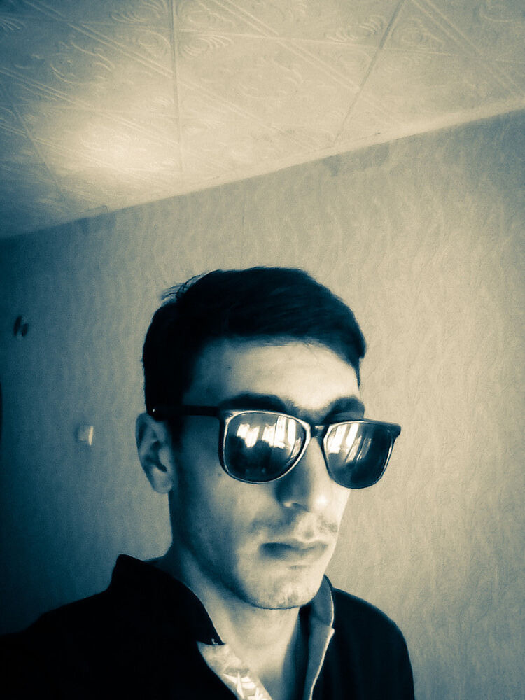  ,   Gevorg, 28 ,   