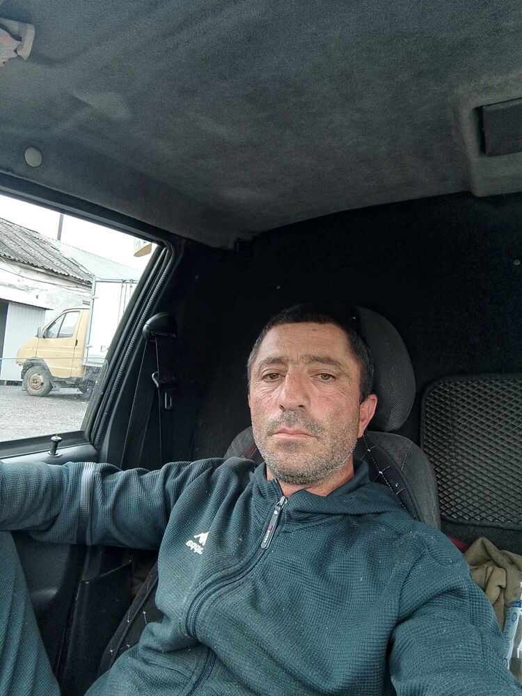  52984134  , 40 ,    -