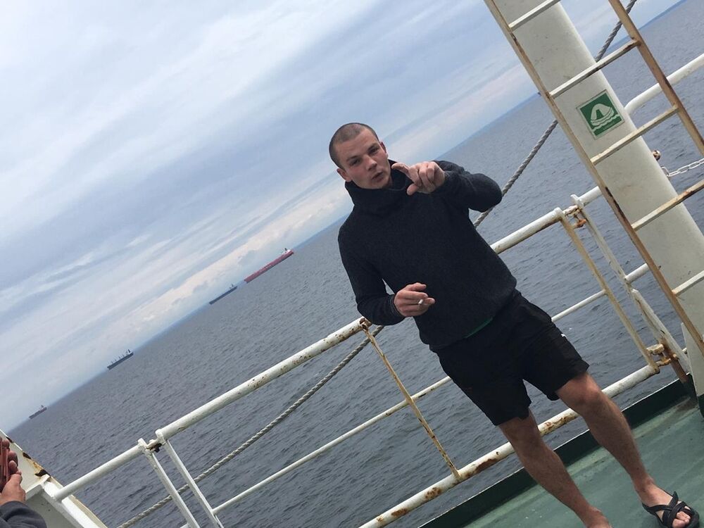 ���� 16898074 ������� ������, 42 ����, ���� ���������� � �����-����������