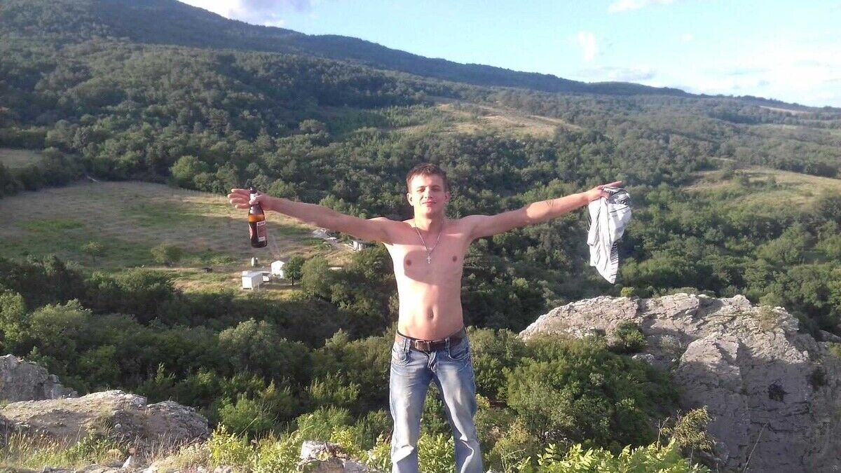  21564714  , 34 ,    