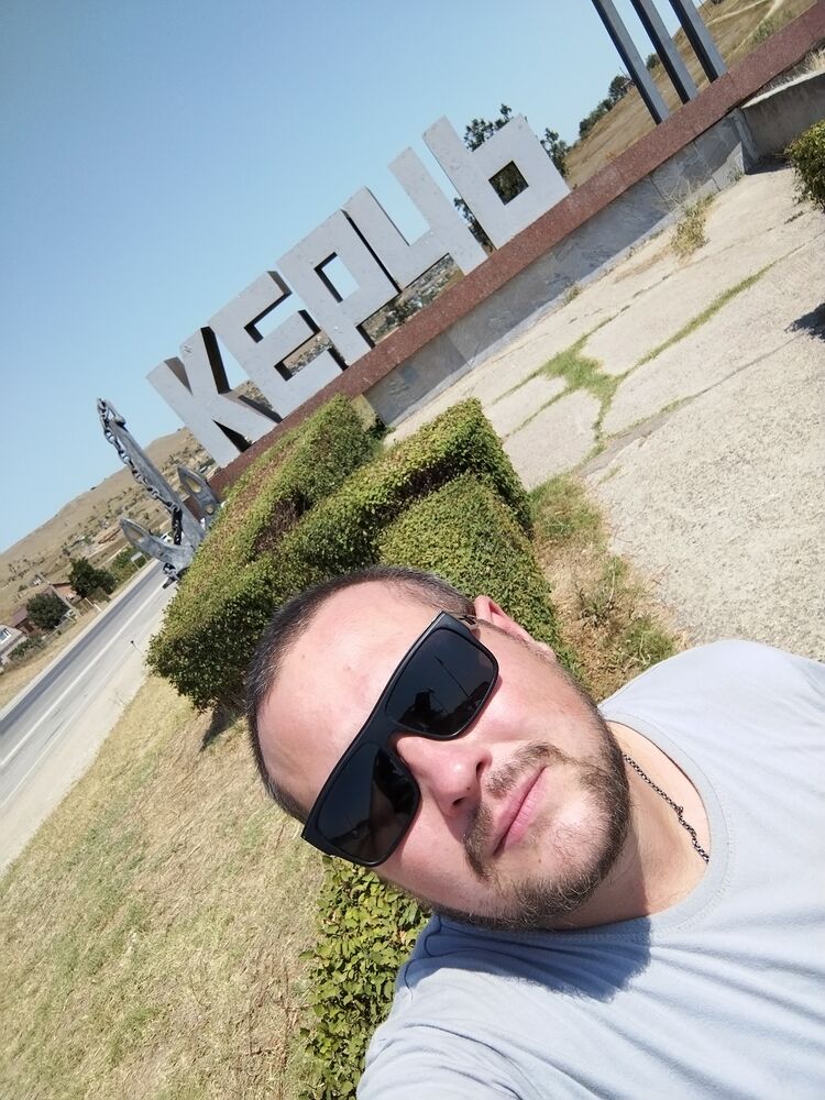  46242264  , 33 ,    