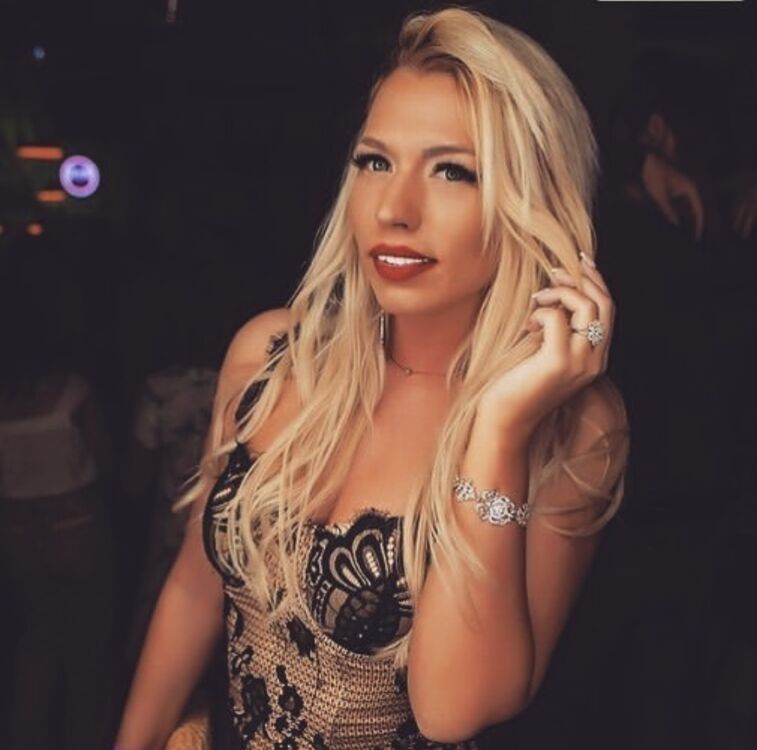  36845184  Olga, 32 ,    