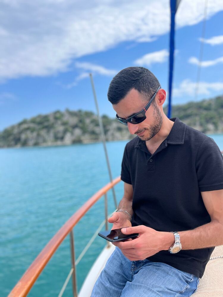  ,   VolkaN, 27 ,   ,   