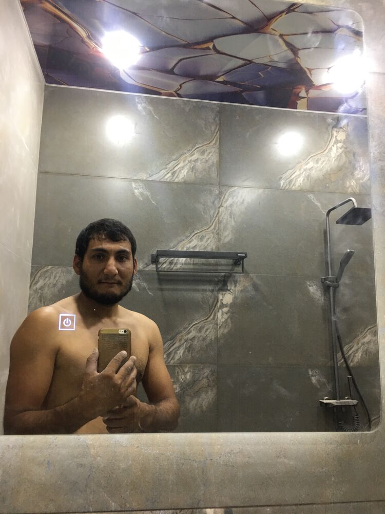  48701774  , 33 ,    
