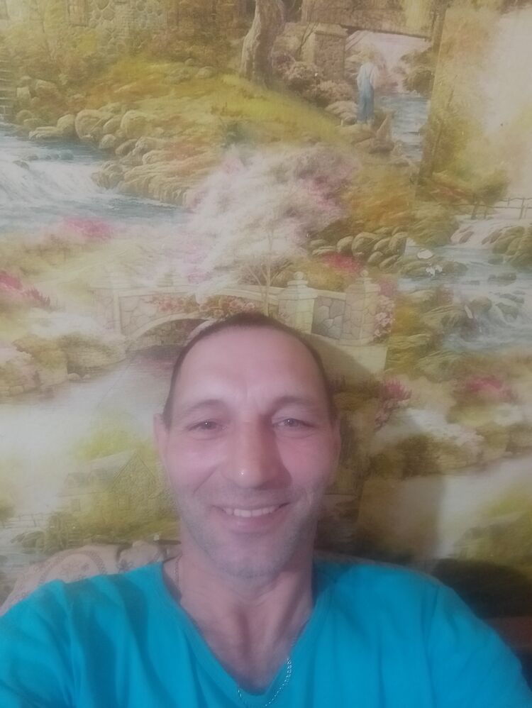  47884724  Oleg, 47 ,    