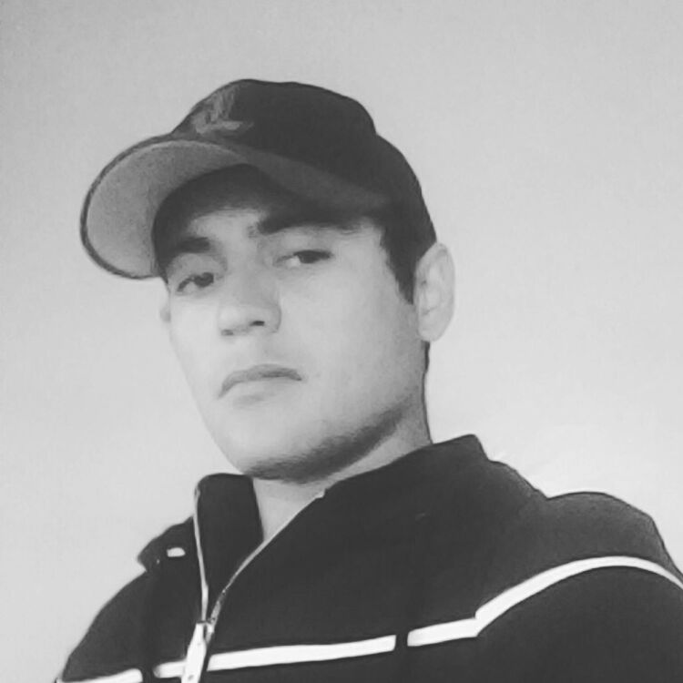  39458784  Muslidin, 30 ,    