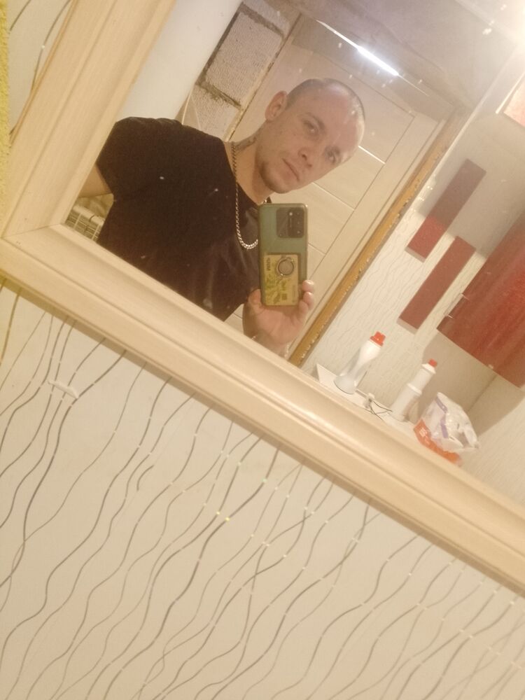  46261634  , 27 ,    