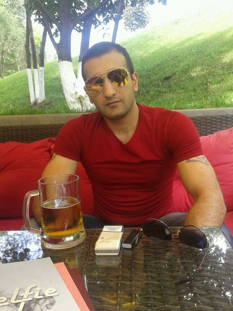  12609184  Roman, 37 ,    