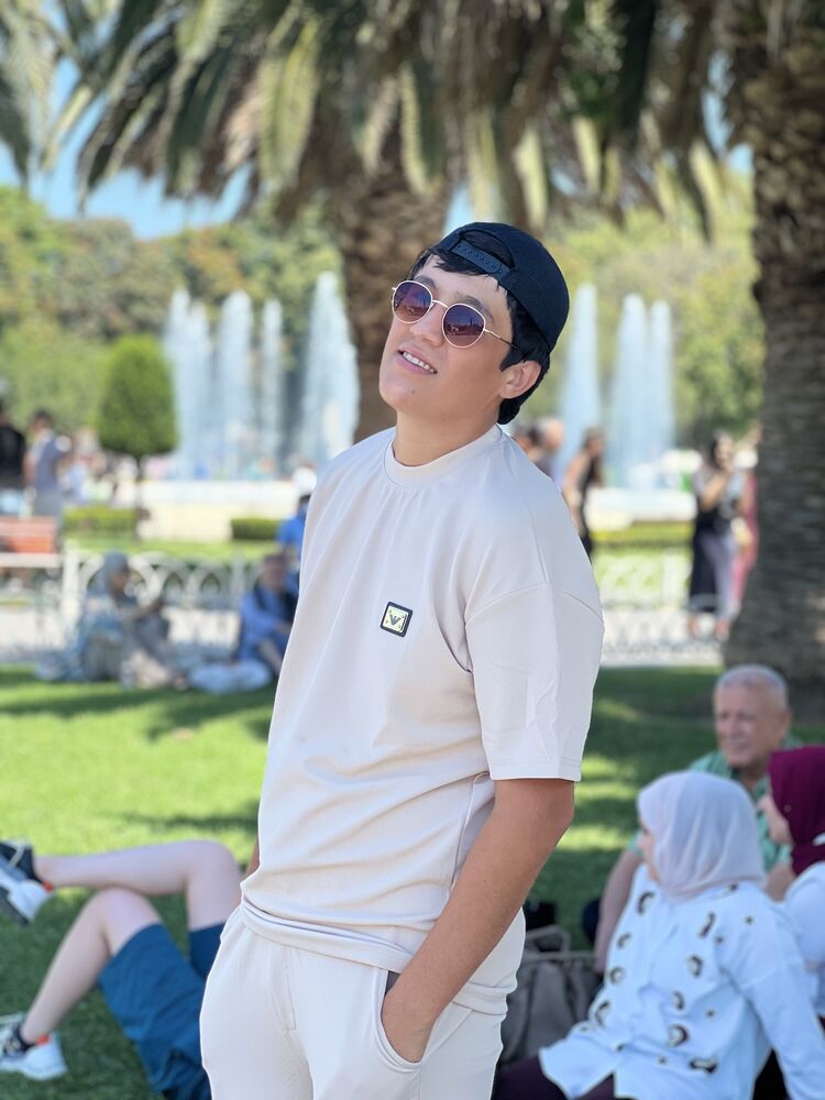  53801684  Khusrav, 25 ,    