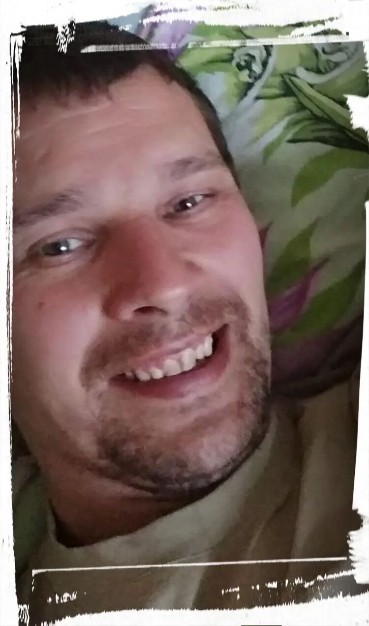  43833824  , 40 ,    
